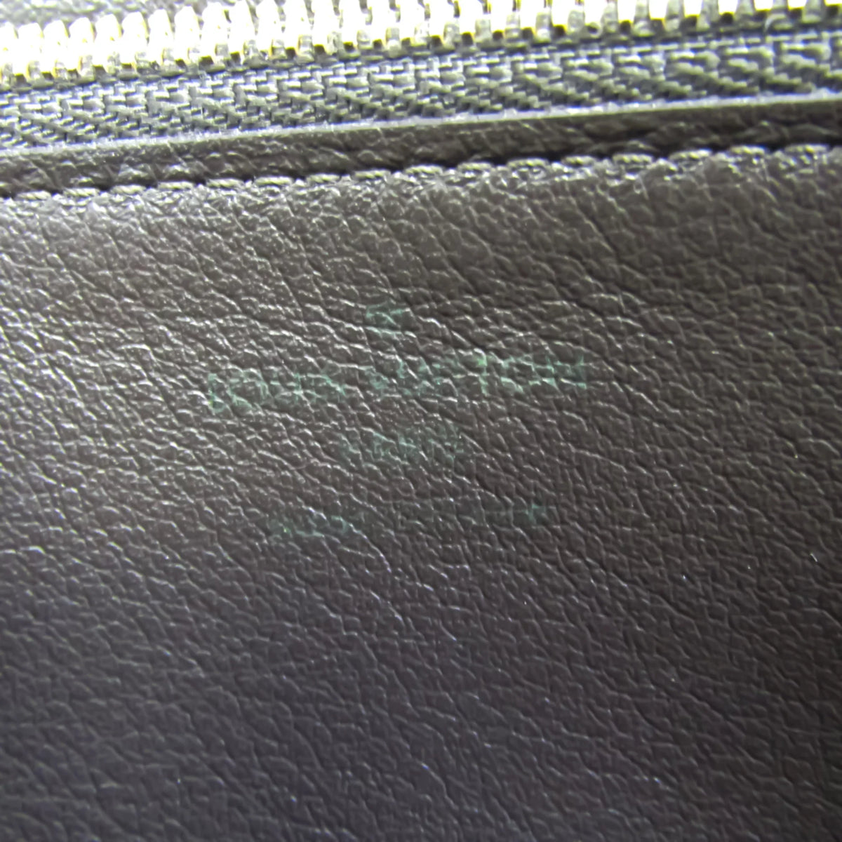 Second-Hand Louis Vuitton Comete Wallet M63104 Women'S Veau Cachemire Leather Long Wallet (Bi-Fold) Galle (Good)