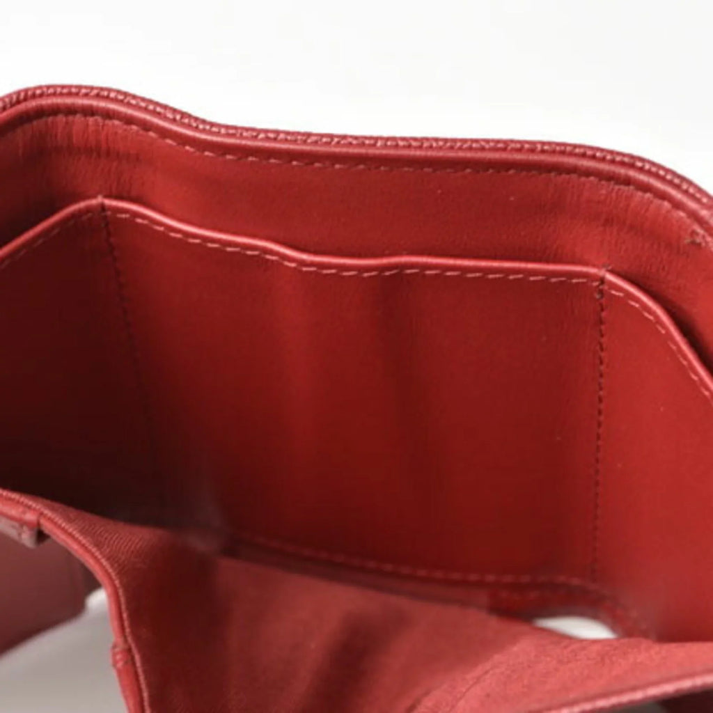 Pre-Loved Chanel Wallet Chanel Here Mark Caviar Skin Dark Red (Like New)