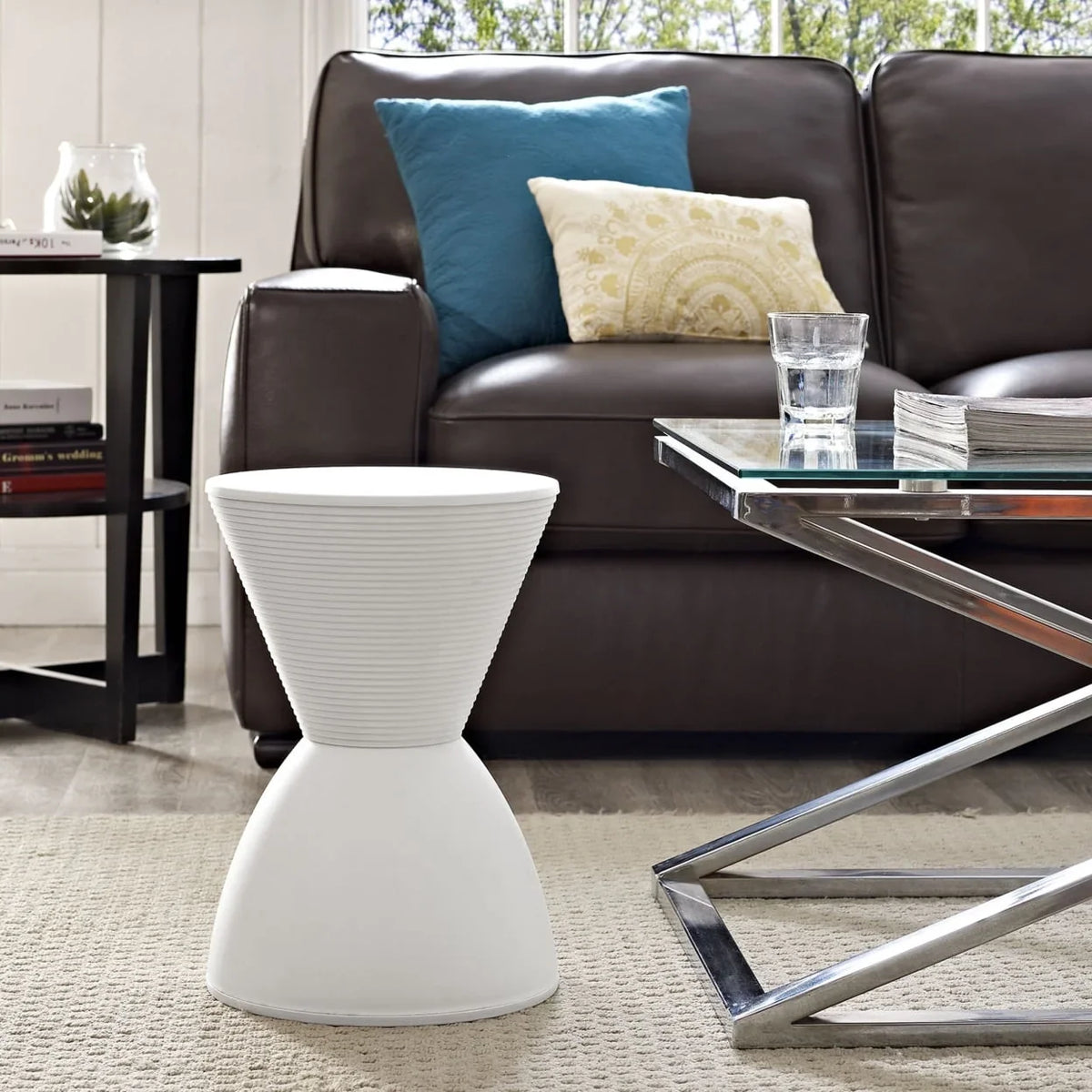 Haste Stool White