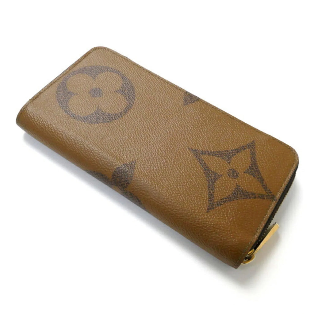 Pre-Loved Louis Vuitton Monogram Giant Long Wallet Round Zipper Zippy M69353 Unisex (Good)