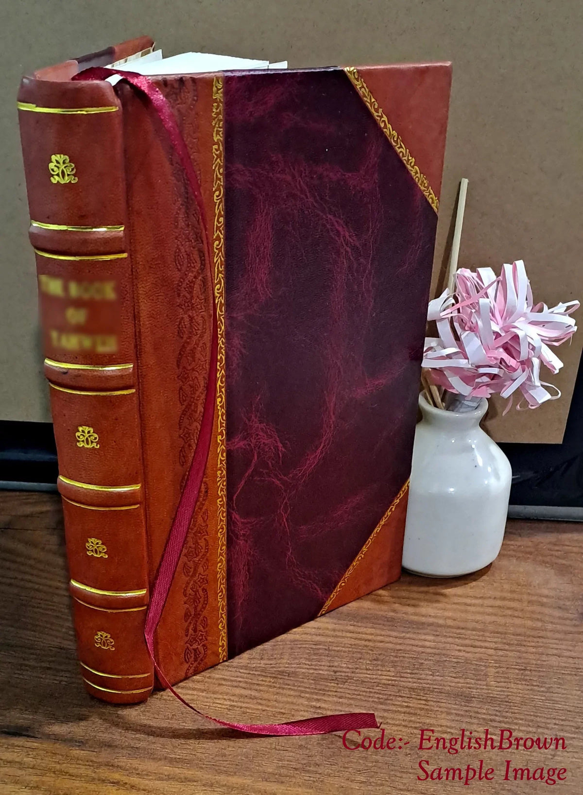 eagle : a The novel contemporary 1918 Bound] [Leather war