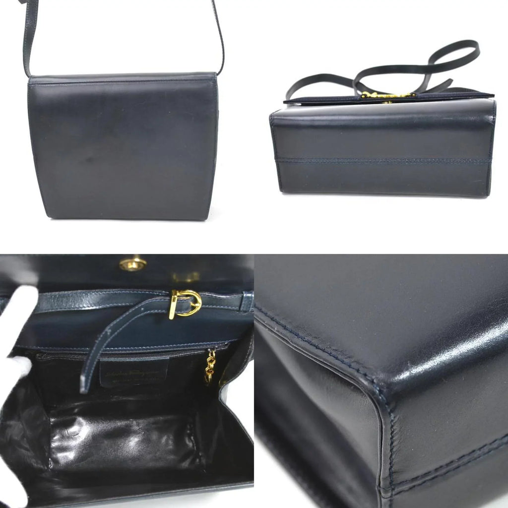 Gancini Bag Leather Navy Pre-Owned Salvatore Shoulder Ferragamo (Good) Gold Ladies