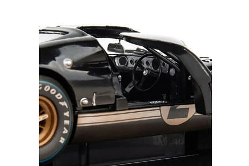 1966 Ford Gt-40 Mk Ii #2 After Race (Dirty Version, Black - Shelby Collectibles Sc431Bk - 1/18 Scale Diecast Model Toy Car