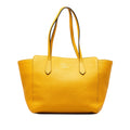 Yellow Pre-Owned Leather Unisex Medium Bag Authenticated Swing Tote Tote (Good) Calf