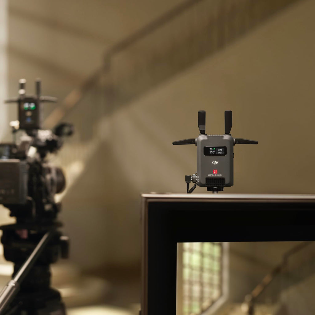 DJI SDR Transmission Combo, 3 km/10,000 ft 1080p/60fps SDR Wireless Video Transmission, Transmitter & Receiver, Stable & Anti-Interference, Wireless Video System, Strong Penetration, USB-C Monitoring