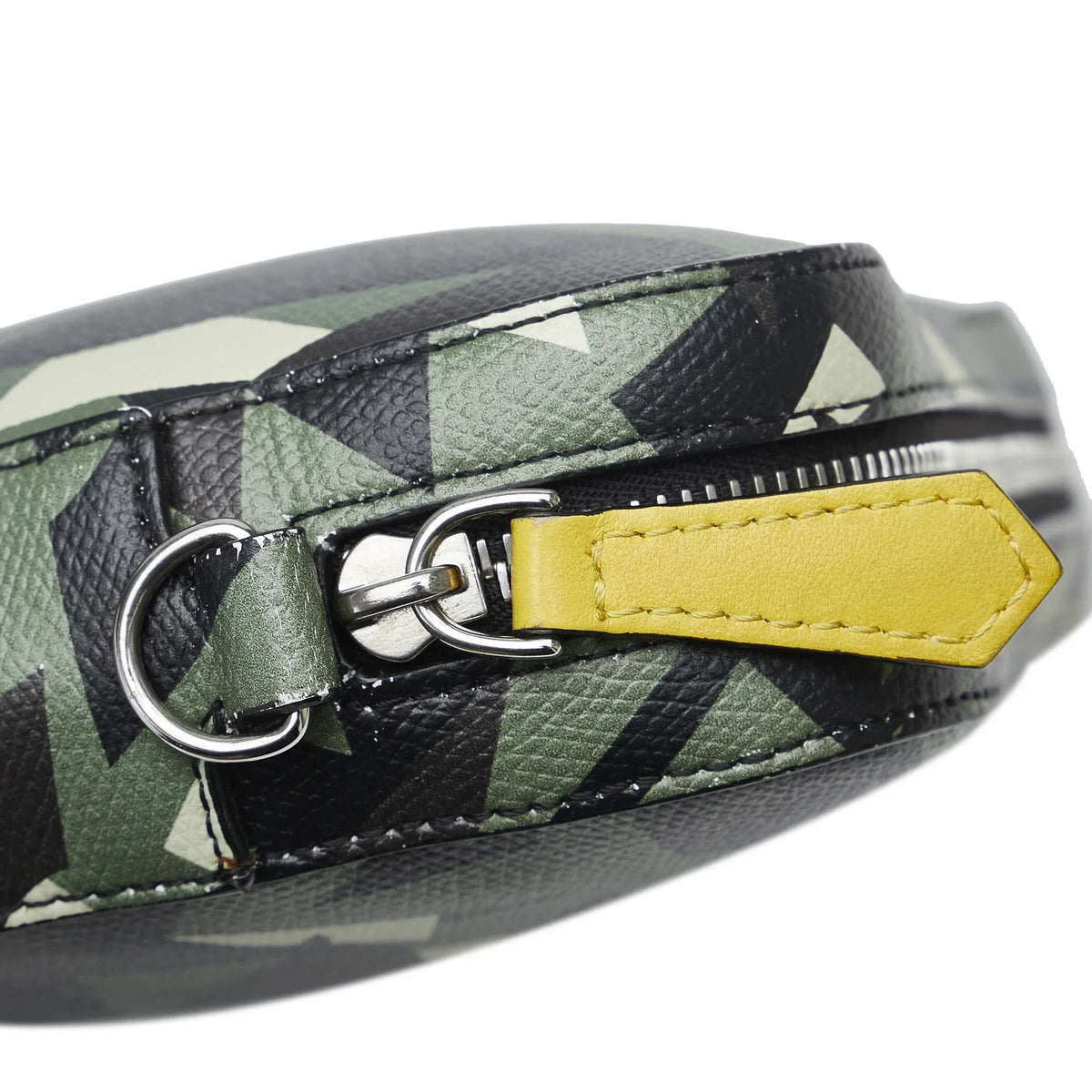 (Good) Green Camera Camouflage Crossbody Leather Bag Authenticated Monster Unisex Calf Pre-Owned Fendi Eyes Bag