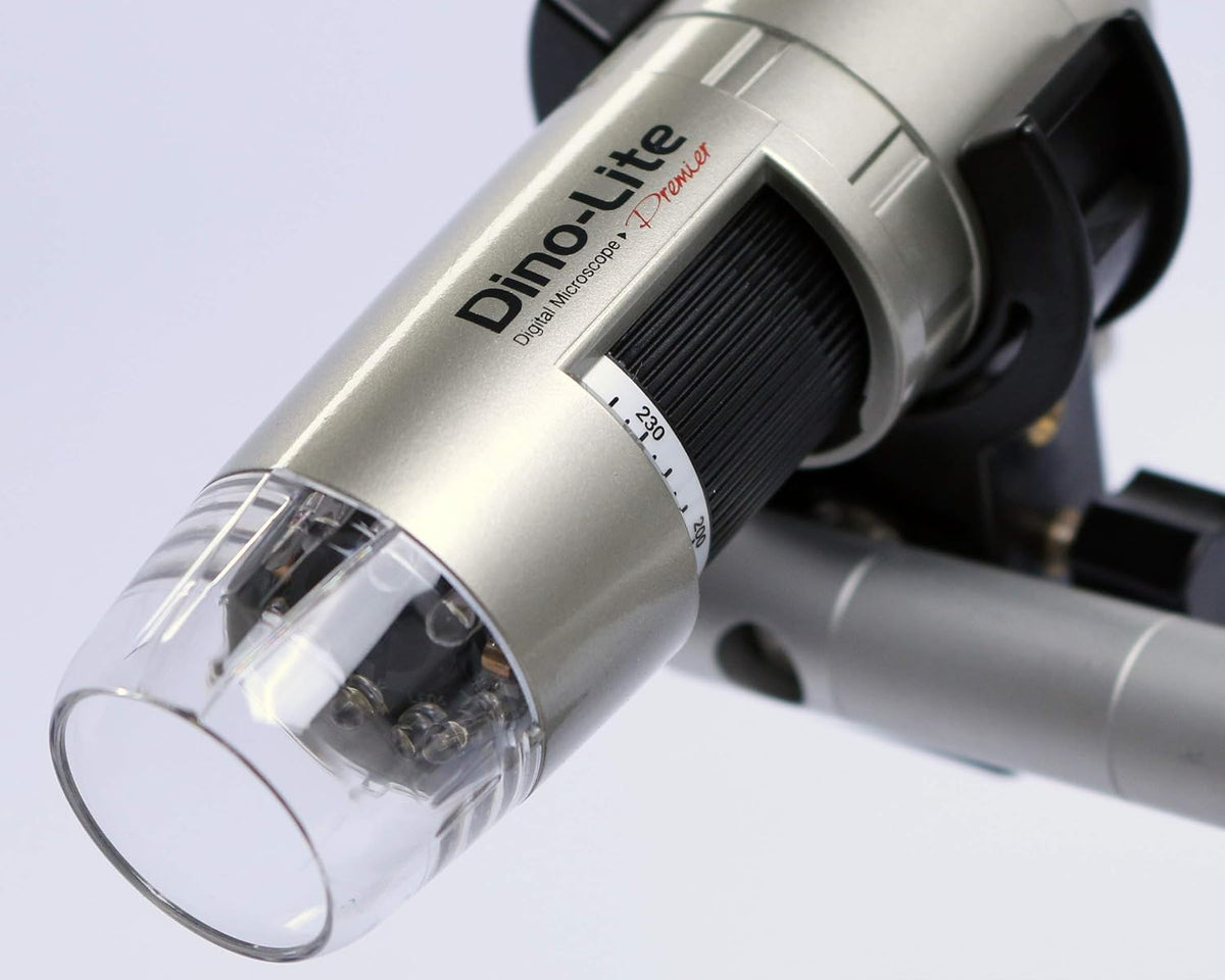 Dino-Lite AM3111 - USB, 0.3MP, 20x - 50x, 200x, 8 LEDs