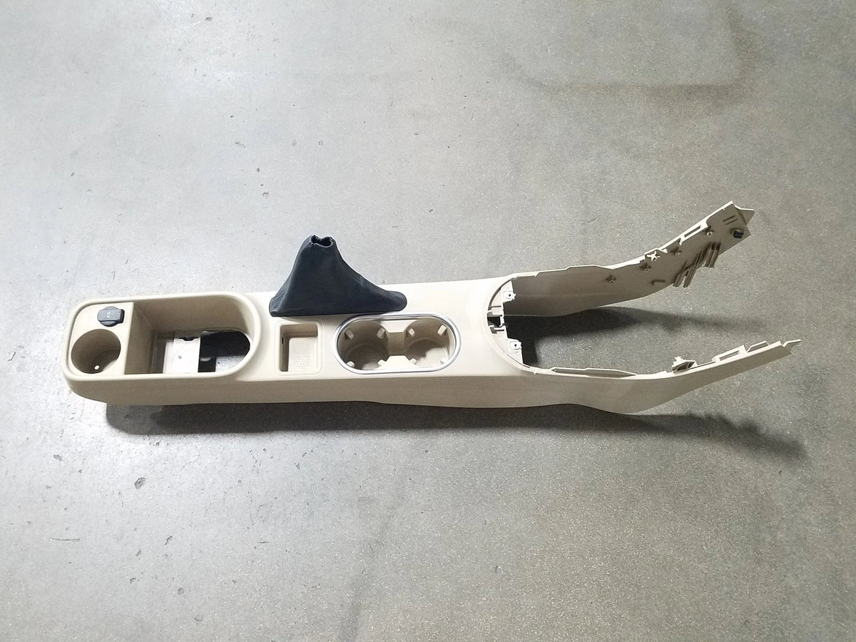 Volkswagen Console Floor (Good) LKQ Center Pre-Owned OEM 2018-2019 Beetle