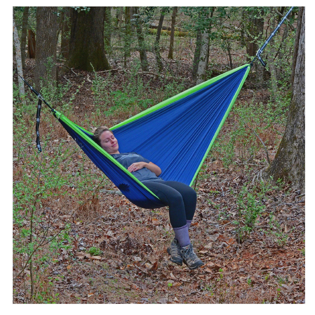 The Hamptons Collection 118" Green And Navy Polyester Traveler Camping Hammock