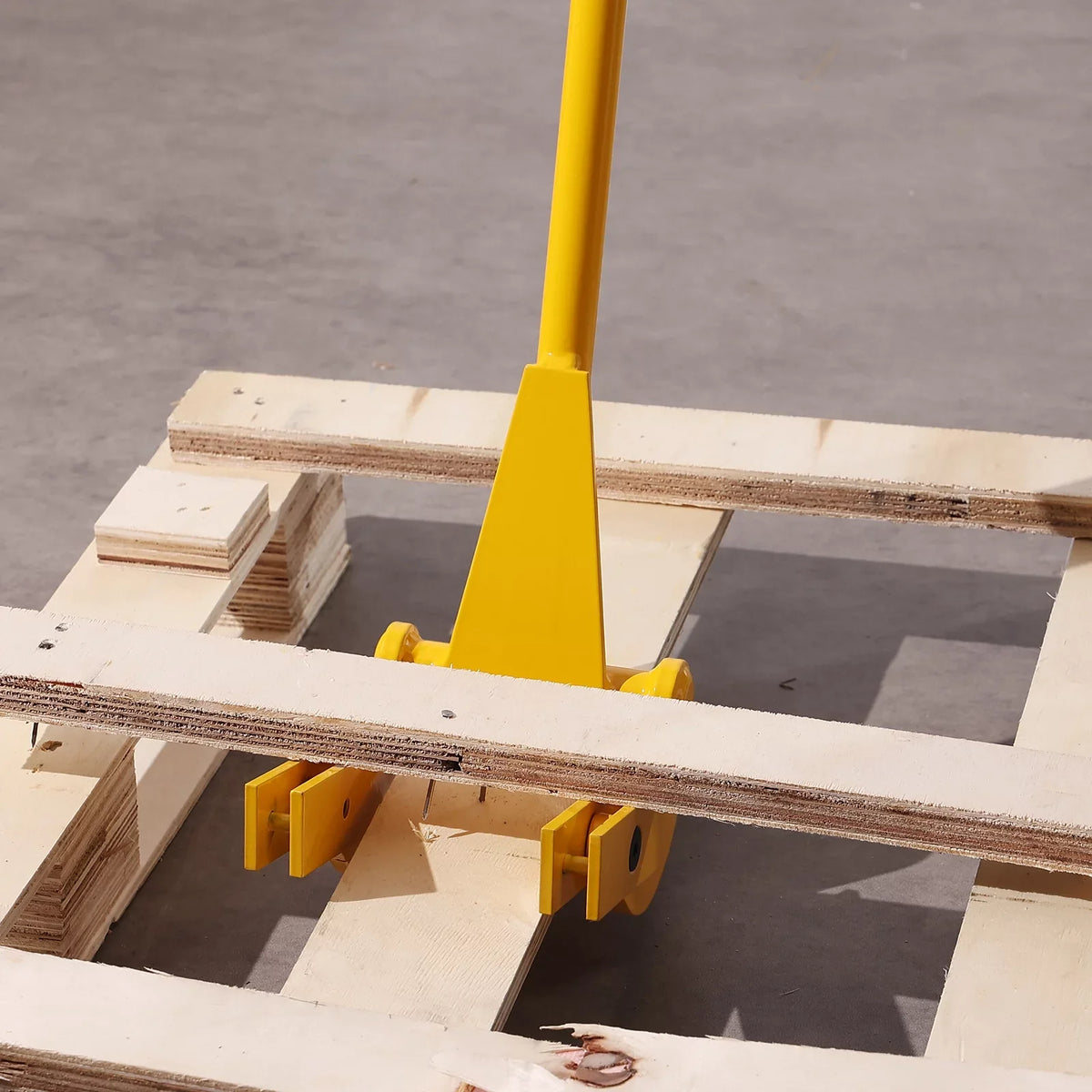 41-Inch Handle BENTISM Pallet Wrecker Tool Deck Pallet Bar lbs Pry 2000 Buster