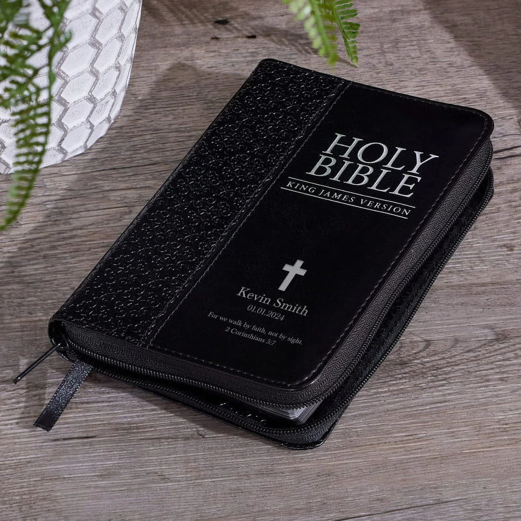 Travel Of Pocket briefcase Ideal King Personalized To Bible Compact with Black Text Name James Custom with Bible for Leather Zipper or backpack, purse, KJV Faux | Holy Closure in - 3 Up Version Rows