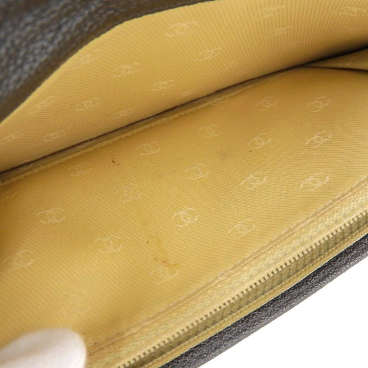 Pre-Loved Chanel Chanel Here Mark Bi-Fold Long Wallet Metallic Lambskin Gray No. 11 With Seal (Fair)