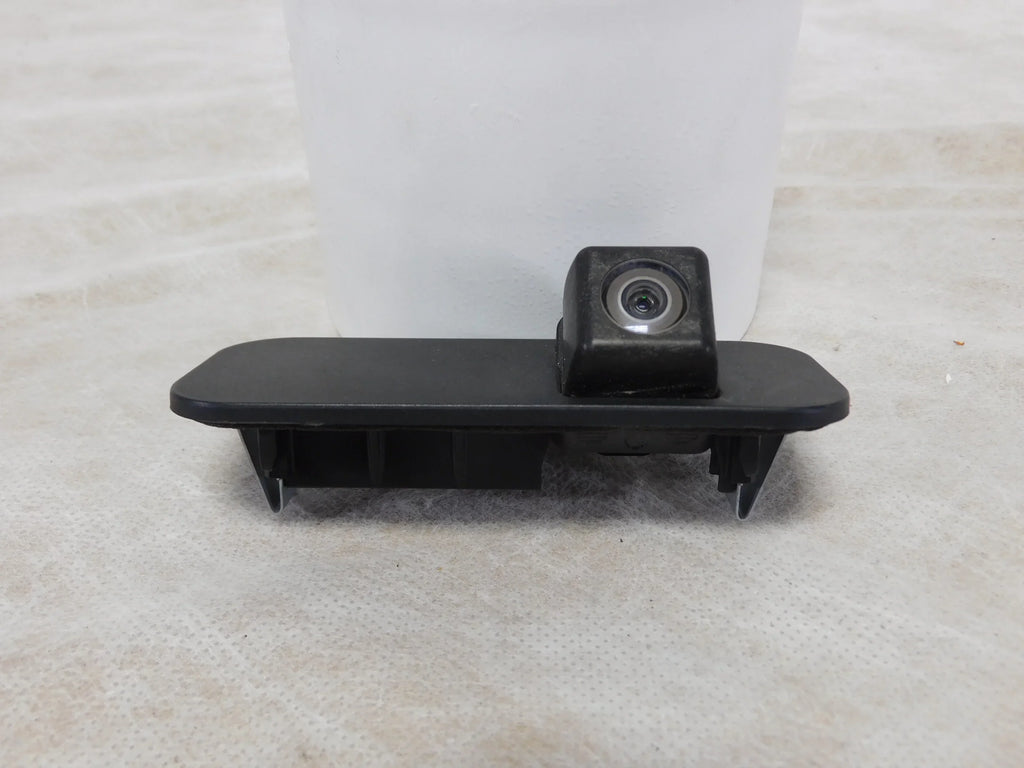 Rear Camera Pre-Owned Backup View LKQ OEM 16 Corolla (Good)