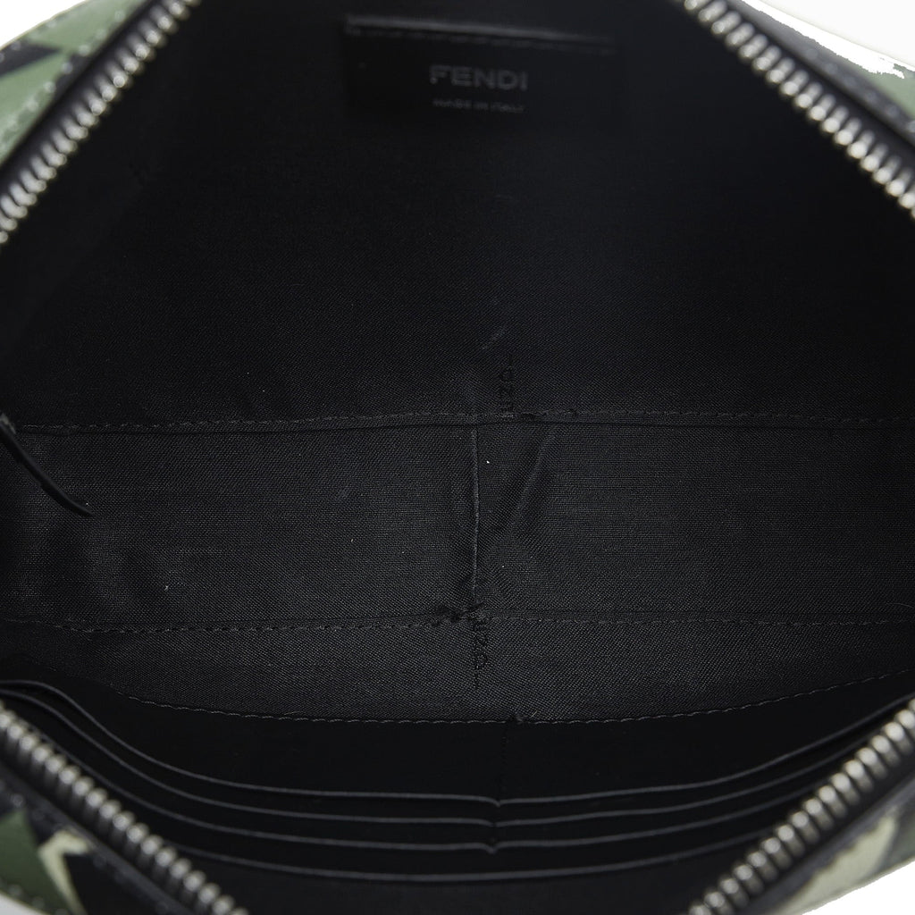 (Good) Green Camera Camouflage Crossbody Leather Bag Authenticated Monster Unisex Calf Pre-Owned Fendi Eyes Bag