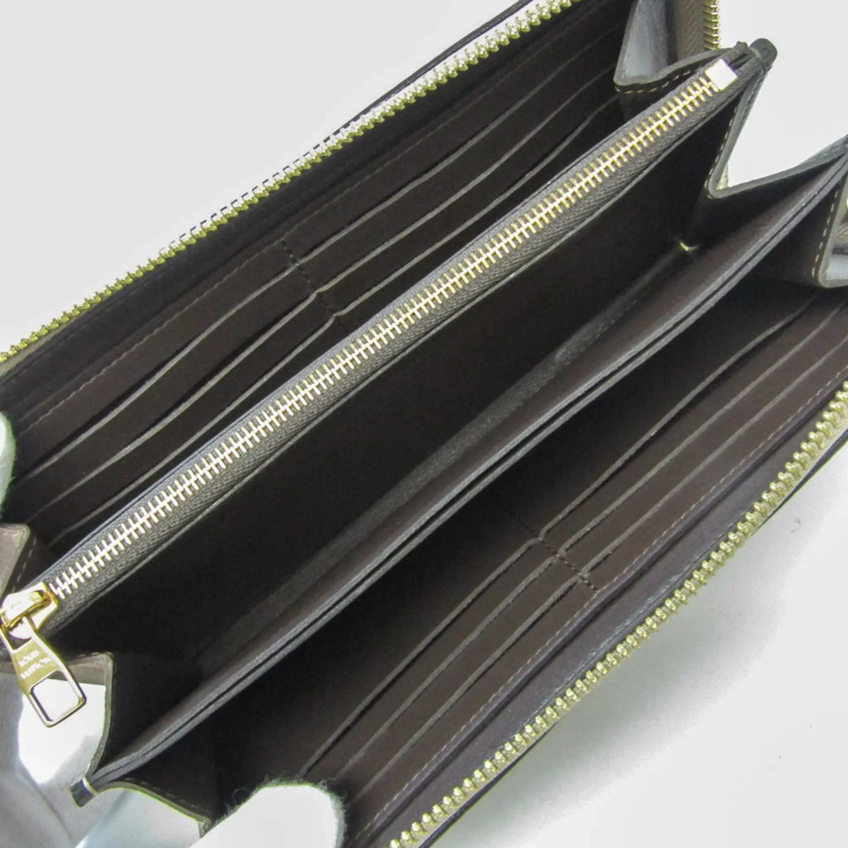 Second-Hand Louis Vuitton Comete Wallet M63104 Women'S Veau Cachemire Leather Long Wallet (Bi-Fold) Galle (Good)