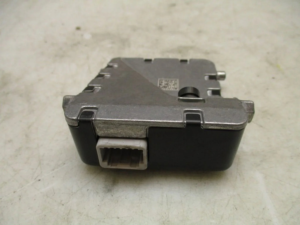 Used 2018-2022 Toyota Tacoma Windshield Mounted Lane Departure Warning Camera Oem (Good)