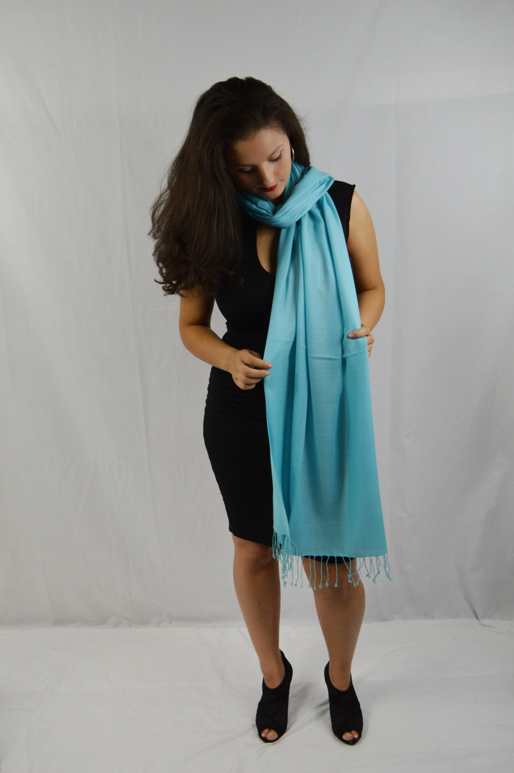 Shawl/Scarf/Scarves Shawl/Light Blue Fancy Shawl/Summer Shawl/Pashmina Regular Shawl/Evening Pashmina Shawl/Sheer Shawl) Shawl/liquid (Tiffany weight