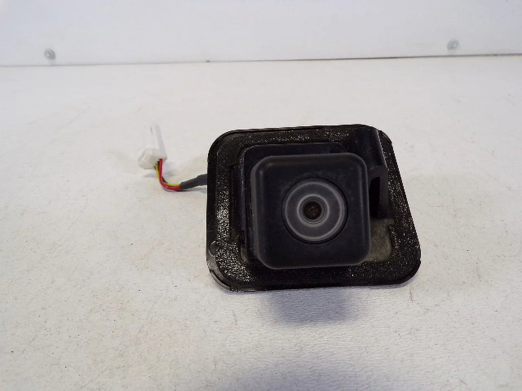 Pre-Owned OEM 13-19 Camera Versa Rear Nissan View Backup LKQ (Good)