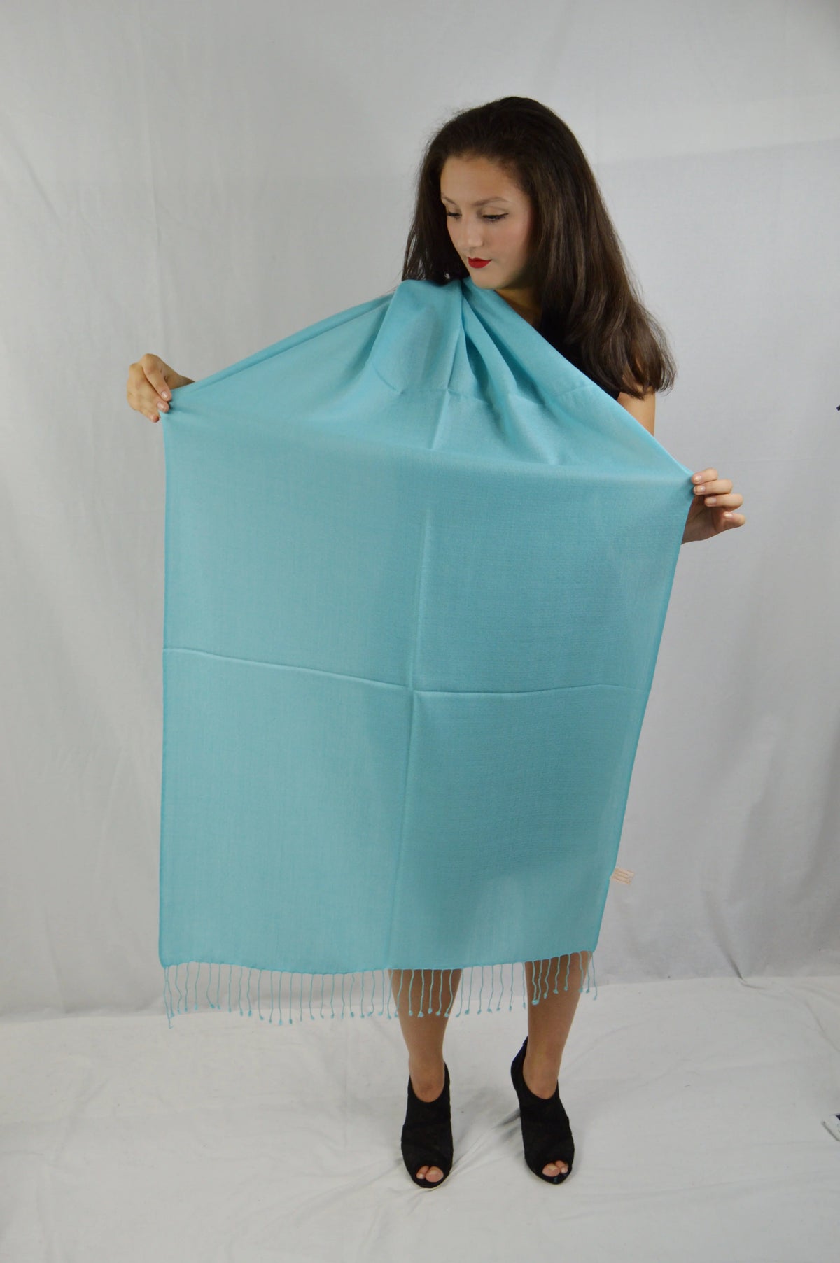 Shawl/Scarf/Scarves Shawl/Light Blue Fancy Shawl/Summer Shawl/Pashmina Regular Shawl/Evening Pashmina Shawl/Sheer Shawl) Shawl/liquid (Tiffany weight