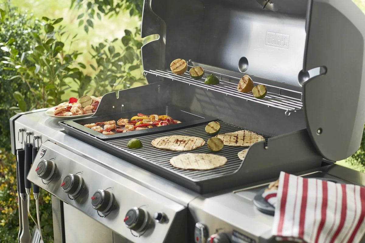 Weber Cast-Iron Griddle For Genesis Ii And Ii Lx 300/400/600 Gas Grill