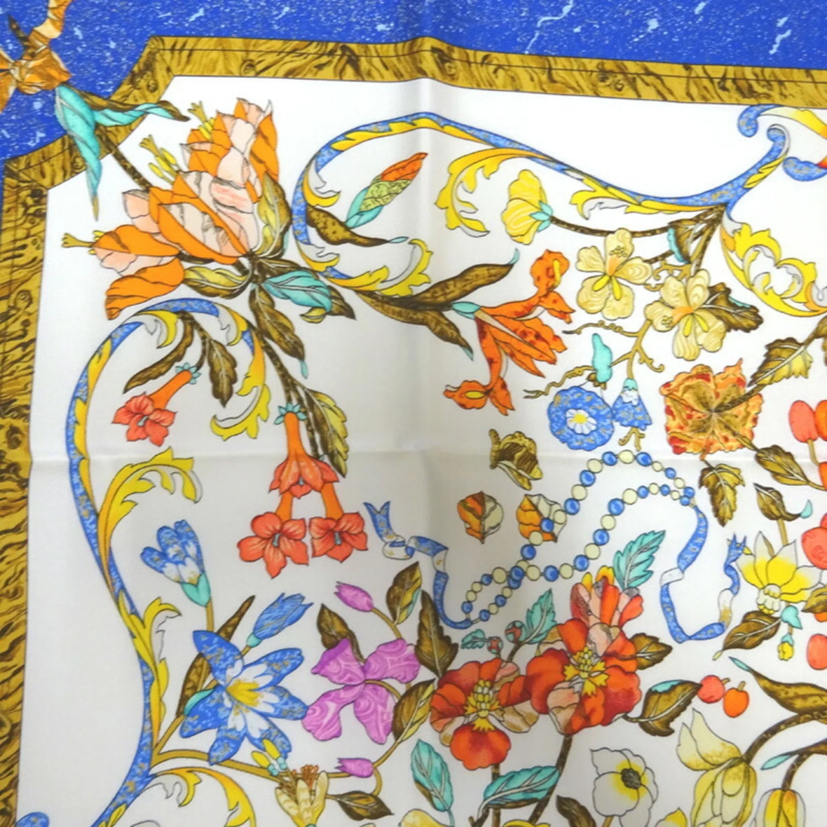 Pre-Loved Hermes Carre 90 Pierres D’ Orient Et Occident Oriental Stone And Western Stonework Women’S Scarf Muffler 100% Silk White/Blue (Like New)