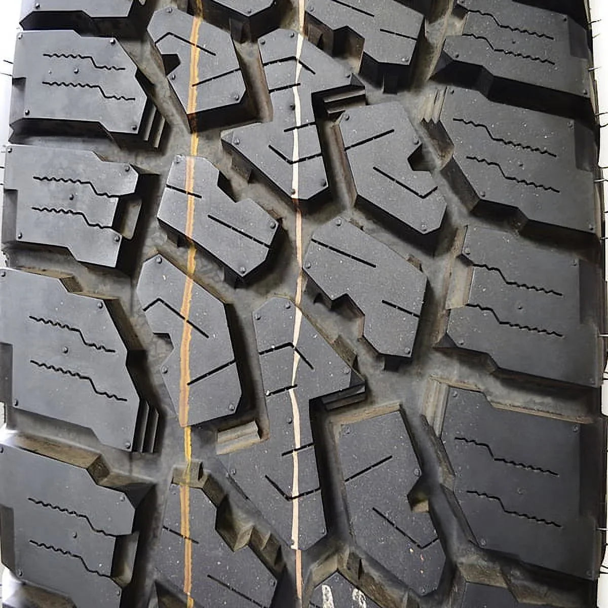 Falken Wildpeak A/T3W 265/65R18 114T Bw All Terrain Tire